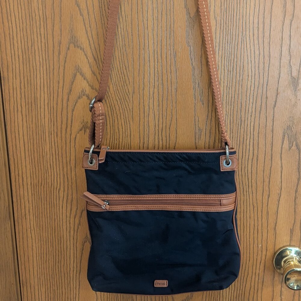 The Sak Esperato Flat Crossbody‎ Bag Nylon Adjustable Strap Navy/Brown